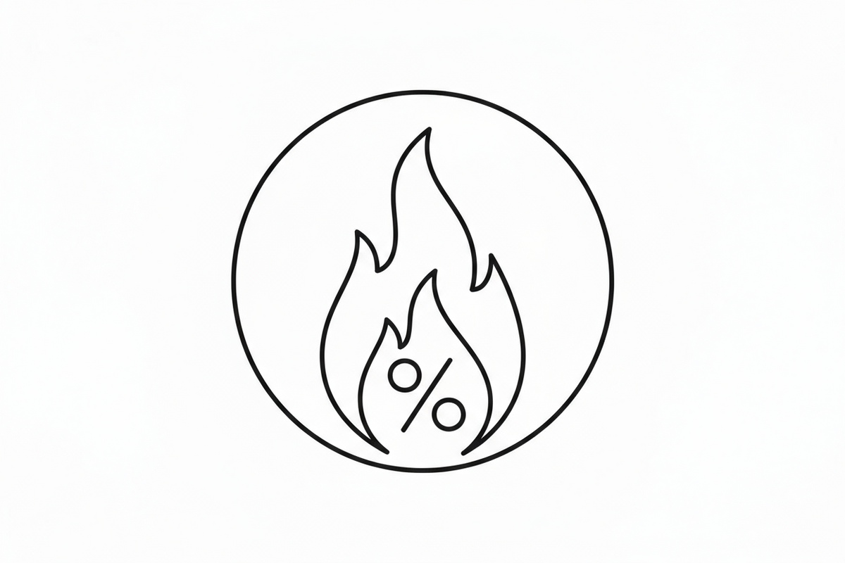 Lineares Icon einer Flamme mit Prozentzeichen im Inneren, eingefasst in einen Kreis – minimalistische Symbolgrafik für Rabatt, Aktion oder Sonderangebot.